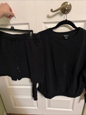 Buffalo David Bitton Black Lounge Sweatshirt and Shorts Set